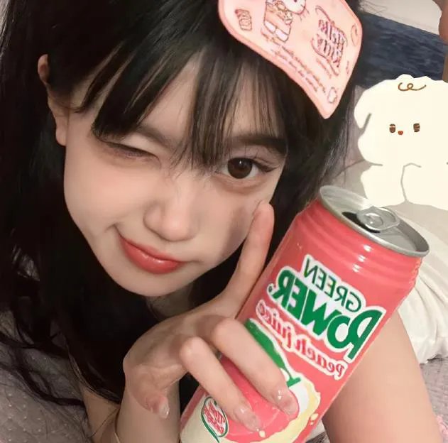 黑夜中的玻璃人偶